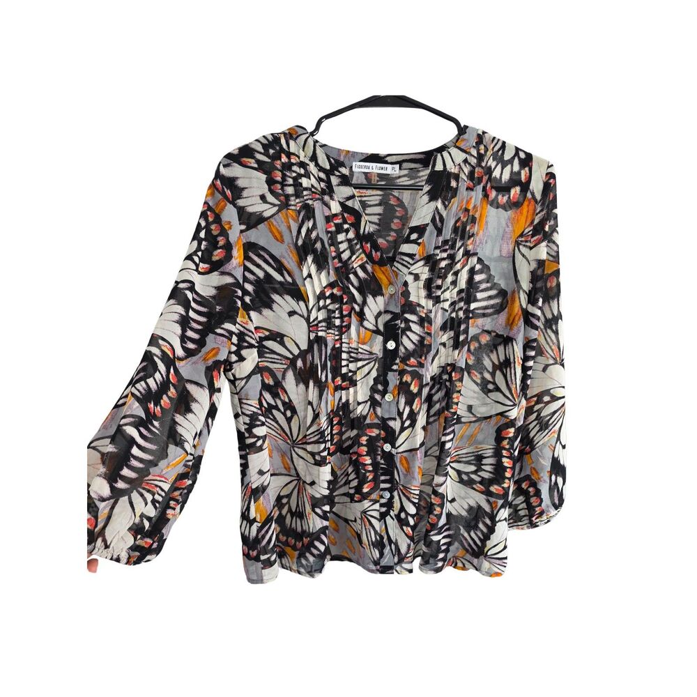 Figueroa & Flower Butterfly Print Pintuck Pleat Button Front Blouse Petite Large